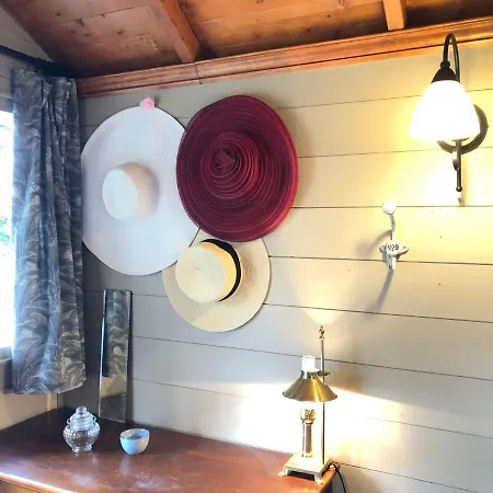 Holiday home Roulotte A Honfleur
