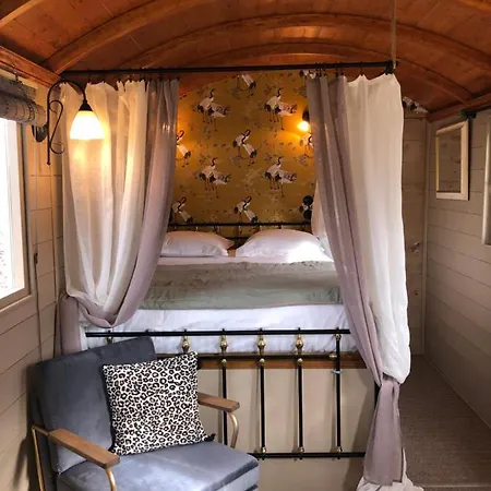 Hébergement de vacances Roulotte à *